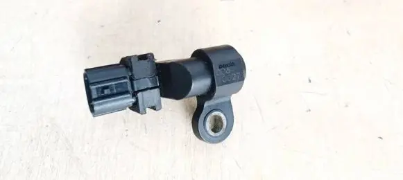 Honda FR-V Camshaft position sensor 00610027