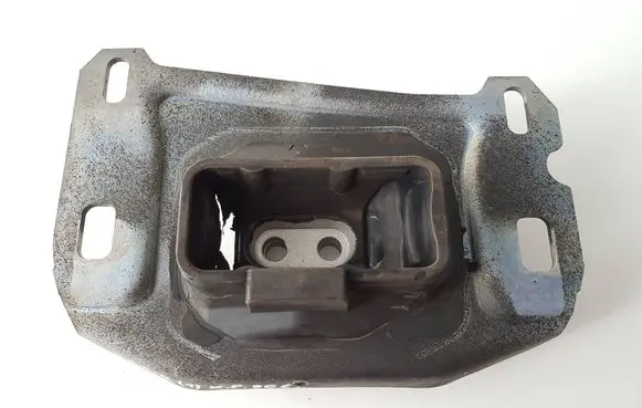 Citroen C5 Aircross Gearbox mount 9813699680