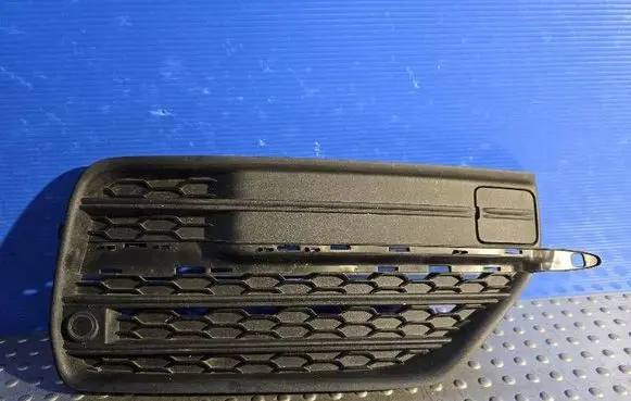Front bumper lower grill