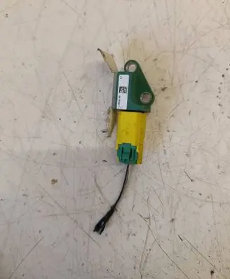 Volkswagen PASSAT B6 Airbag deployment crash/impact sensor 909606008