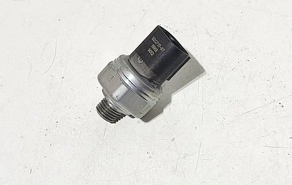 BMW 3 F30 F35 F31 Air conditioning (A/C) pressure sensor 9181464 918146401 24055910