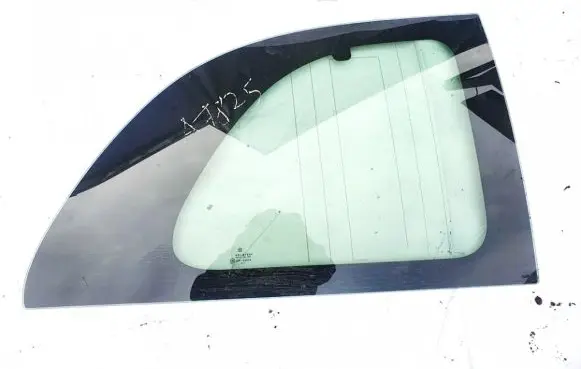 Chrysler Voyager Rear side window 