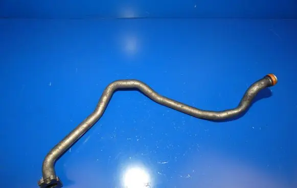 Volvo S90, V90 Turbo turbocharger oiling pipe/hose V5004