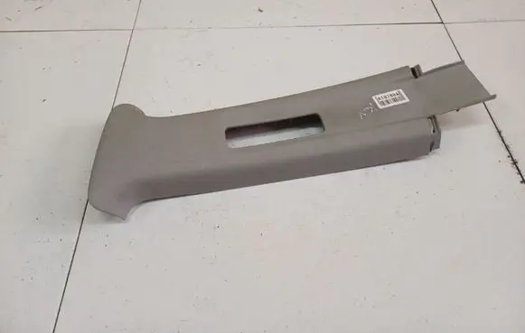 (B) pillar trim (top)