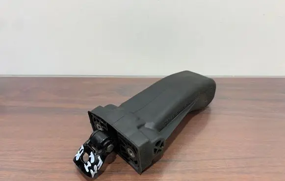 Cupra Formentor Front door check strap stopper 5FF837267