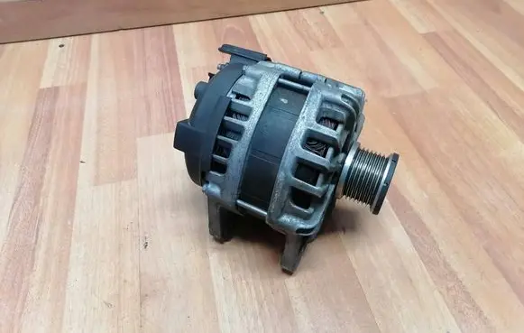 Renault Espace V (RFC) Generator/alternator 231002513R 231001423R FG18T178