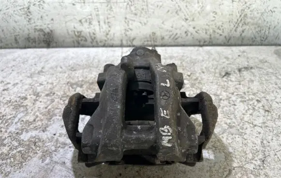 Mercedes-Benz E W211 Front brake caliper