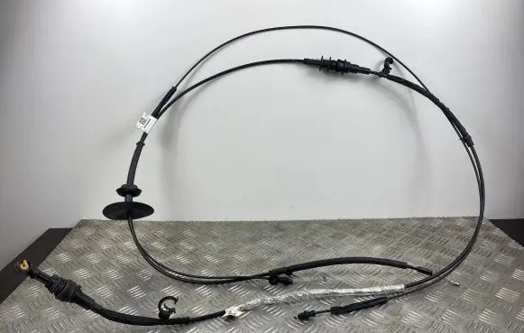 Jeep Grand Cherokee WL Engine bonnet/hood lock release cable P68430182AD