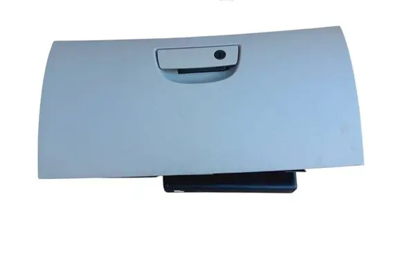 Chrysler 300 - 300C Glove box 0UZ80BD1AB