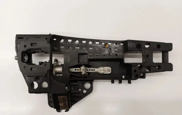 Audi A4 S4 B8 8K Front door exterior handle/bracket 8T0837886 8T2837886A