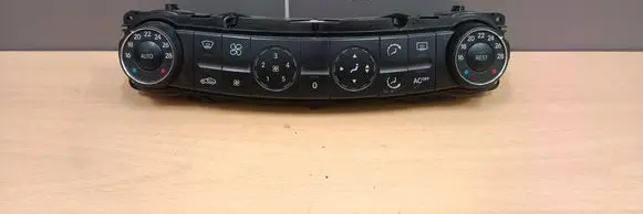 Mercedes-Benz E W211 Climate control unit 2118300385 HU40303 Q00113503