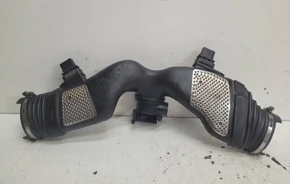 Mercedes-Benz R W251 Intake manifold A6420907337