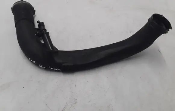 Volvo C70 Air intake duct part