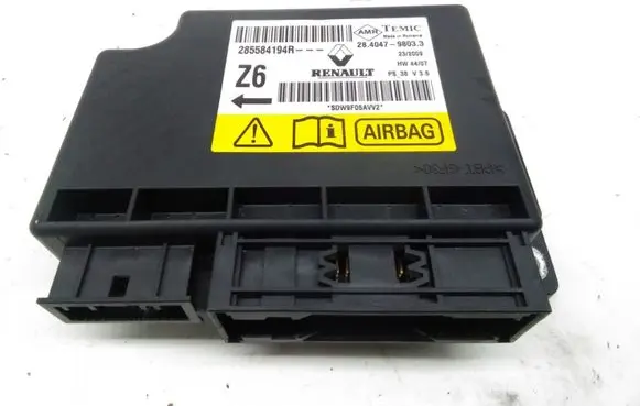 Renault Megane III Airbag control unit/module 285584194R 8DW9F05AVV2 28404798033