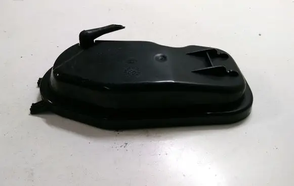 Volkswagen Polo III 6N 6N2 6NF Headlight/headlamp dust cover 96383100