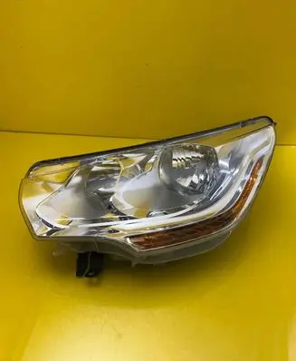 Citroen C4 II Headlight/headlamp 9687308280