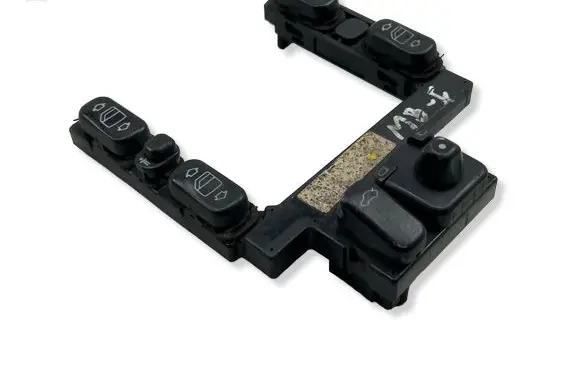 Mercedes-Benz E W210 Electric window control switch 