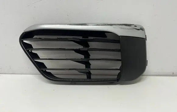 BMW X1 F48 F49 Front bumper lower grill 51117354777 7354777 108336