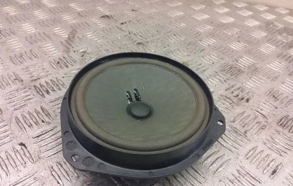 Fiat 500X Front door speaker a01910401