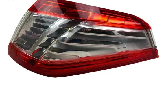 Peugeot 508 II Rear/tail lights 9686779680