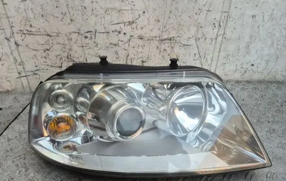 Seat Alhambra (Mk1) Headlight/headlamp 7M4941016AE 0301182672 1305235531