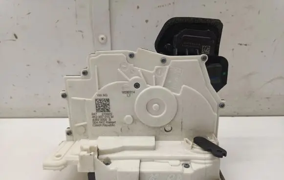Volkswagen ID.4 Front door lock 4K2837015M