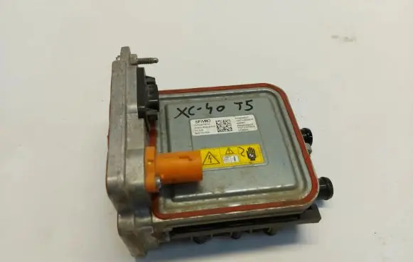 Volvo XC40 Fan control module 31694862