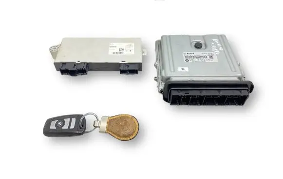 BMW 5 F10 F11 Engine ECU kit and lock set 0281017679 8513242 9257038