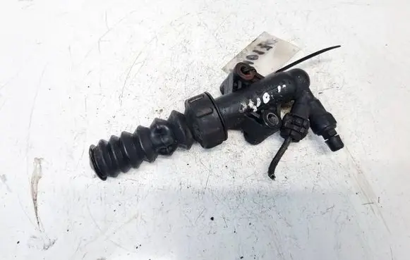 Citroen C4 I Clutch master cylinder 