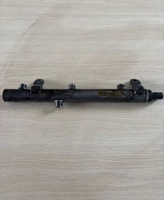Mercedes-Benz S W221 Fuel main line pipe A6420702595 0805600609