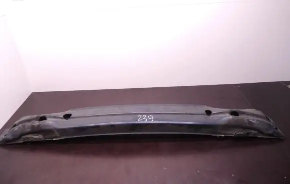 Volvo V40 Front bumper cross member D239