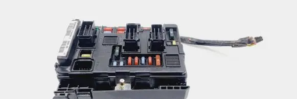 Citroen Berlingo Fuse module 9650618280