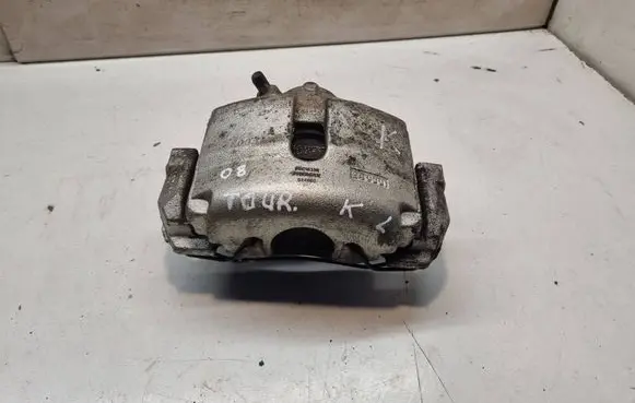 Volkswagen Touran I Front brake caliper 