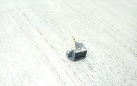 Peugeot 308 Airbag deployment crash/impact sensor 9660923480 608115800 09257BR101804