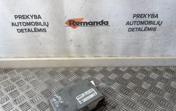 Nissan Micra Engine control unit/module 0261207584 1F70258400 237101F702