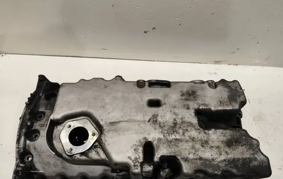 Volvo XC90 Oil sump 30713677A