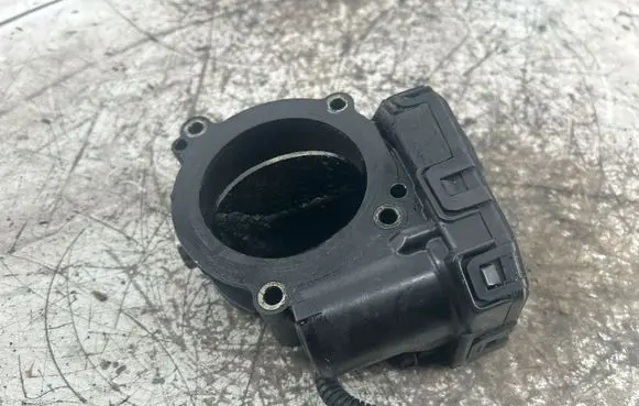 Mercedes-Benz E W212 Throttle valve A6510900470