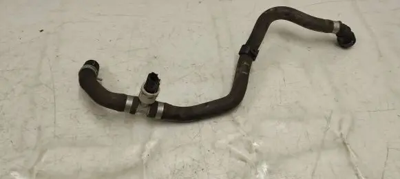 Volvo XC90 Engine coolant pipe/hose 31439750
