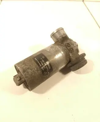 BMW 5 E60 E61 Idle control valve (regulator) 1744713 0280140545