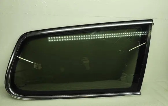 Volkswagen PASSAT B6 Rear side window DOT32M13AS2 E000190 43R00021