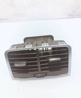 Audi A6 S6 C6 4F Rear air vent grill 4F0819203C