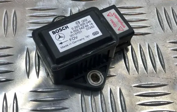 Mercedes-Benz E W211 ESP acceleration yaw rate sensor 0265005246 A0025426618