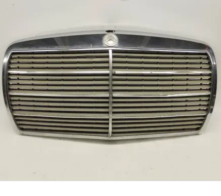 Mercedes-Benz W123 Front grill 1238800183 1238880323 1238880923