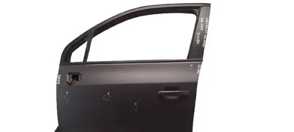 Chevrolet Orlando Front door