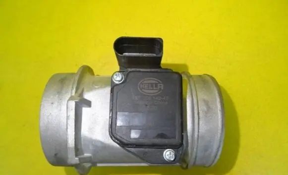 Audi A6 S6 C5 4B Mass air flow meter 8ET009142-45