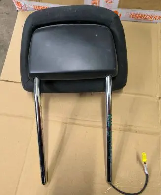 Dodge Durango Front seat headrest T02cc055752673 A4200057