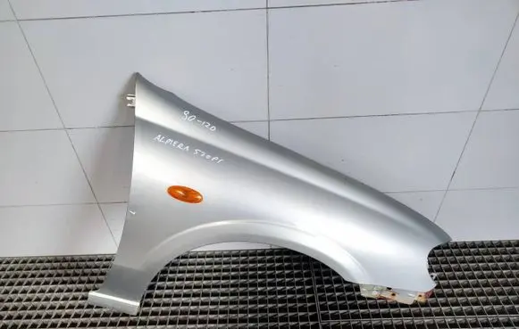 Nissan Almera N16 Fender