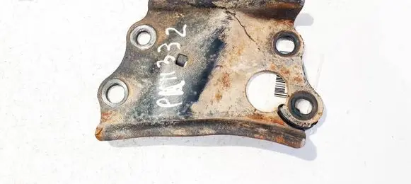 Toyota RAV 4 (XA30) Bracket in trunk/boot