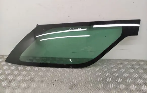 Citroen DS3 Rear side window