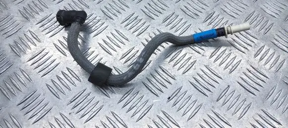 Nissan Micra K14 Fuel line pipe 118729240R